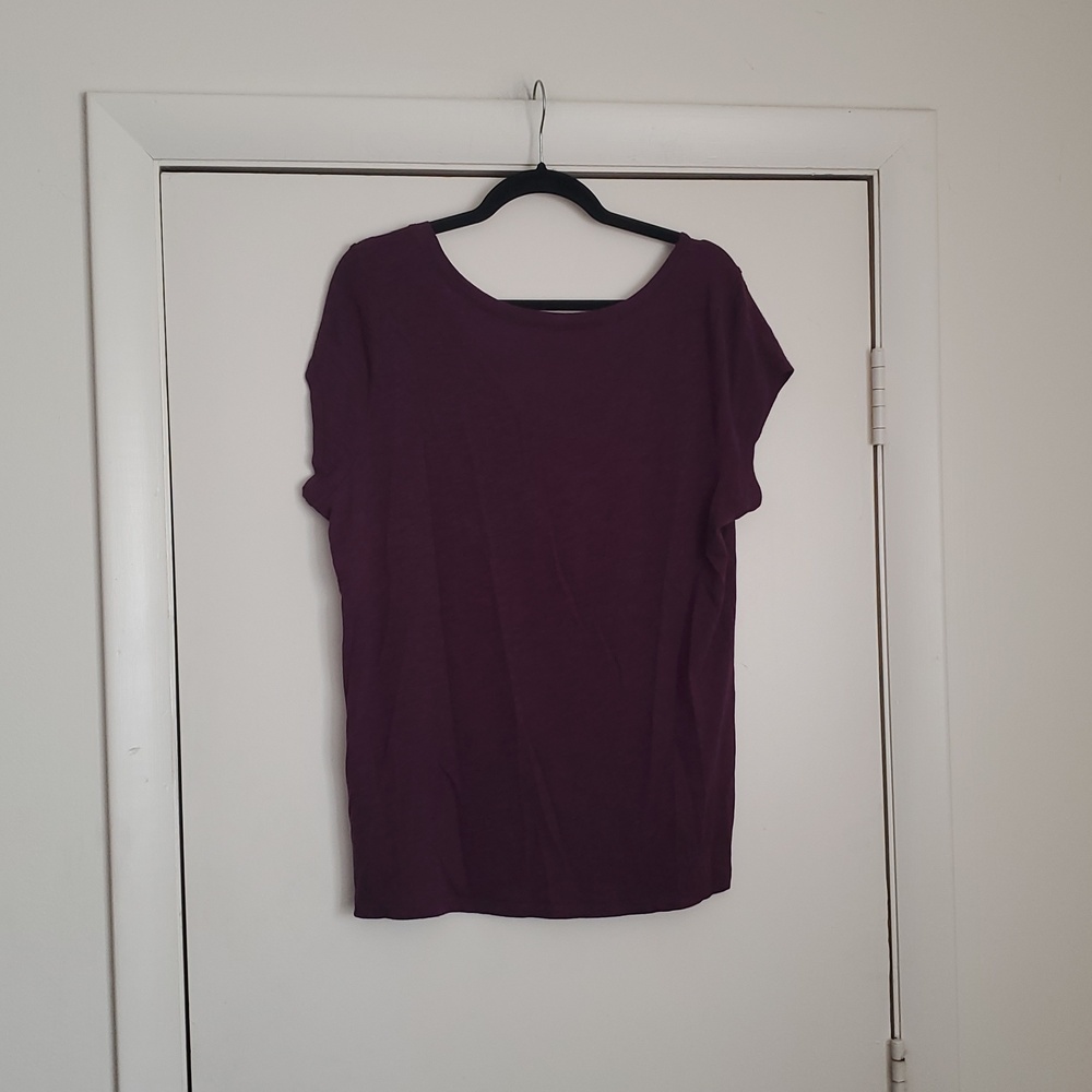 Torrid's Women's V-Neck Short Sleeve Slub Jersey Top - Plum - Picture 6 of 6